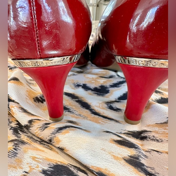 BCBGeneration red heels - Picture 6 of 10